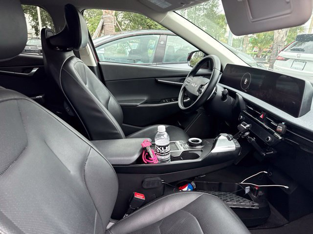 Used 2022 Kia EV6 Wind RWD image 13