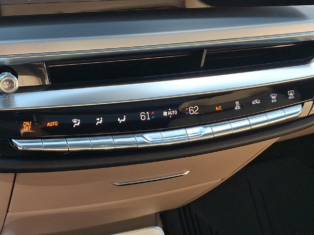 Certified 2026 Cadillac Lyriq Signature Luxury w/ Nappa Leather Package AWD/4WD image 15