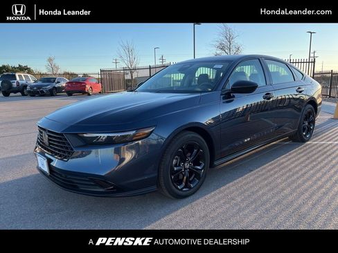 Used 2025 Honda Accord SE image 1