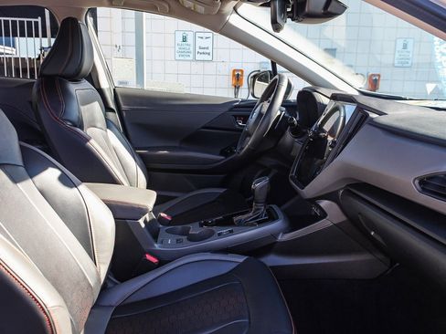 Used 2025 Subaru Crosstrek 2.5i Limited w/ Popular Package #4A image 16