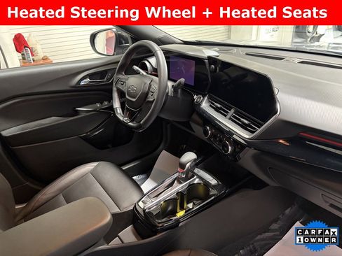 Used 2024 Chevrolet Trax RS w/ Driver Confidence Package image 23