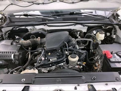 Used 2020 Toyota Tacoma SR image 28