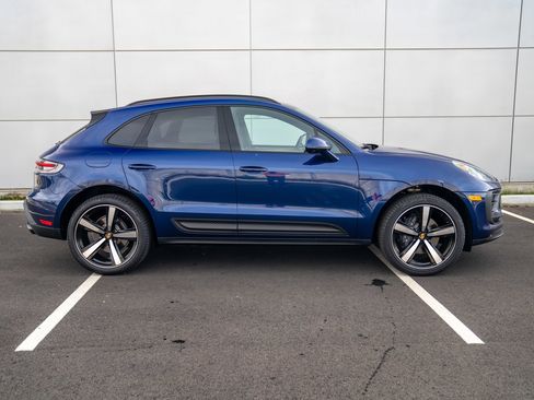 New 2026 Porsche Macan image 8