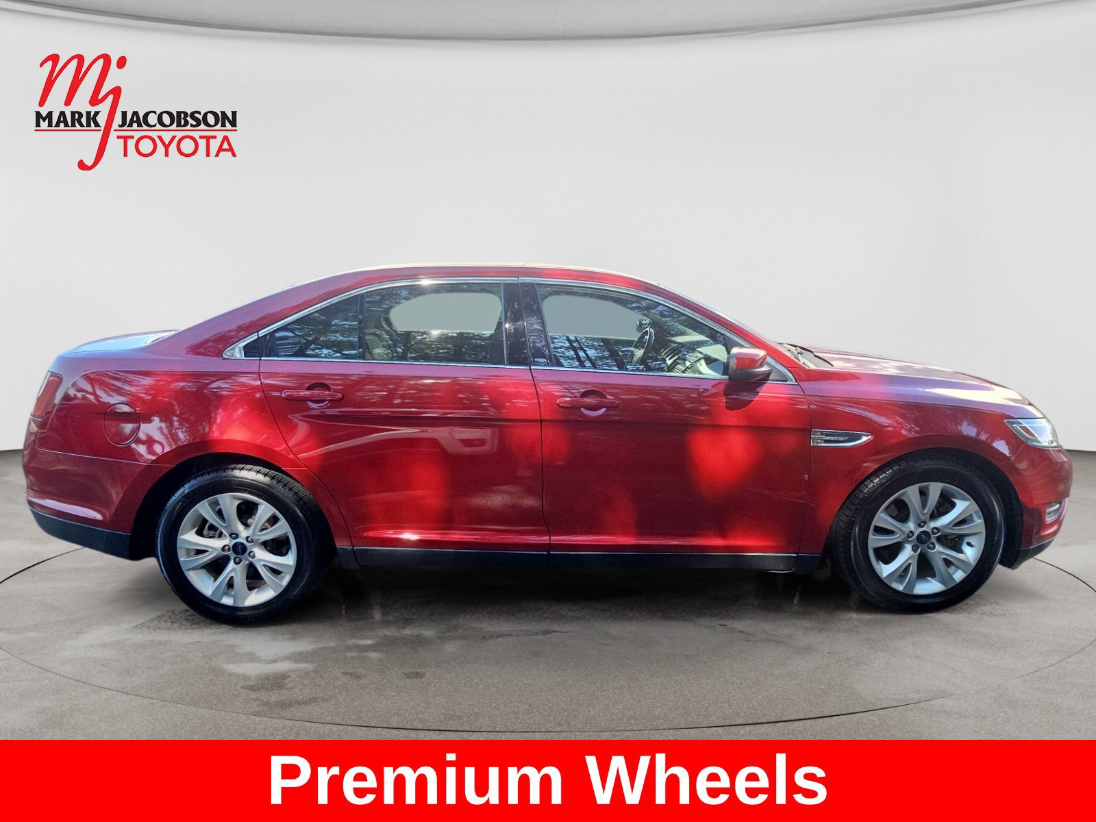 Used 2011 Ford Taurus SEL FWD image 6