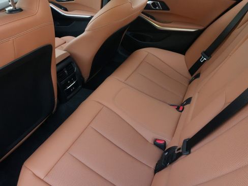 Used 2025 BMW 330i Sedan RWD image 29