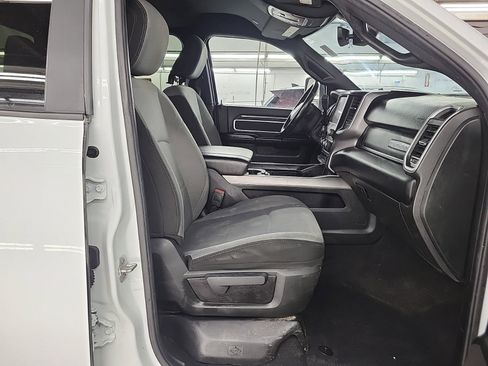 Used 2024 RAM 2500 Big Horn w/ Off Road Package AWD/4WD image 13