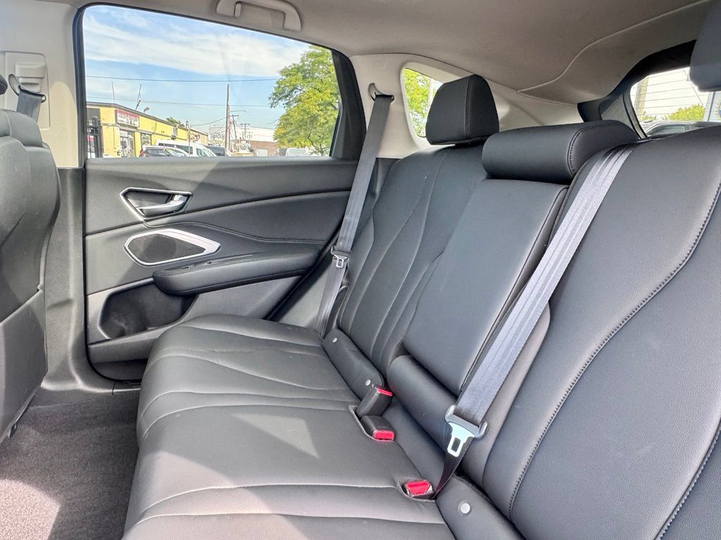 Used 2023 Acura RDX AWD image 17