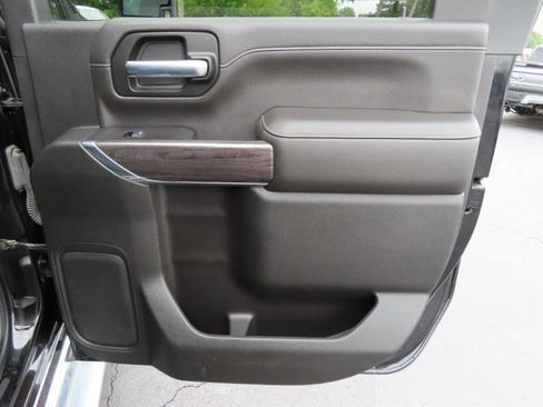 Used 2020 Chevrolet Silverado 2500 LTZ AWD/4WD image 50