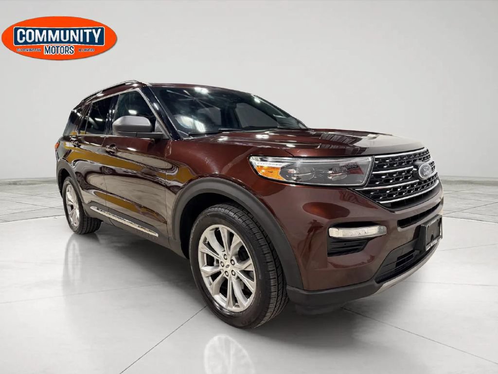 Used 2020 Ford Explorer XLT w/ Equipment Group 202A AWD/4WD image 11
