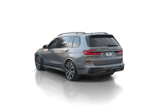 Used 2023 BMW X7 M60i w/ M Sport Professional Package image 6