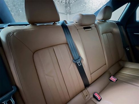 Used 2024 Audi A6 2.0T Premium w/ Convenience Package image 26