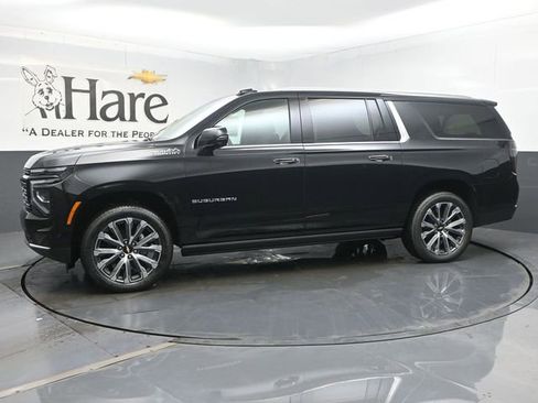 New 2026 Chevrolet Suburban High Country AWD/4WD image 11