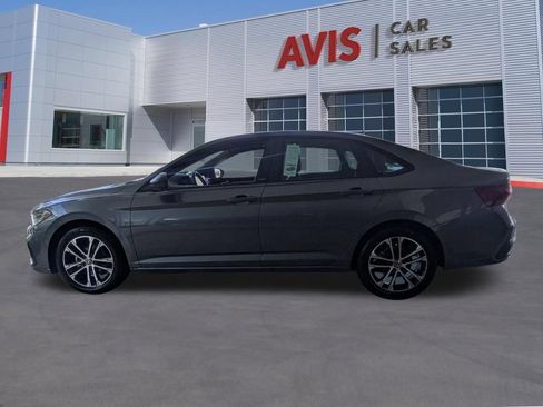 Used 2025 Volkswagen Jetta Sport FWD image 11