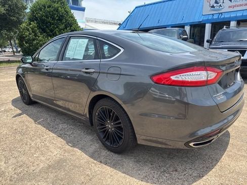 Used 2016 Ford Fusion SE w/ Equipment Group 202A FWD image 7