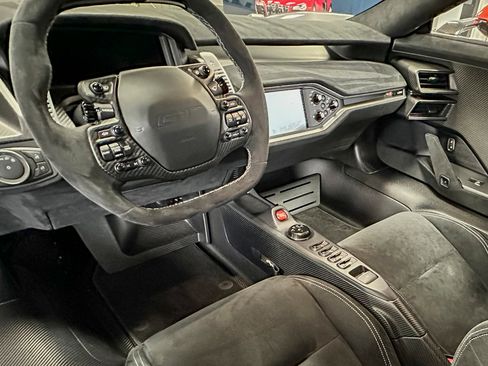 Used 2020 Ford GT Carbon Series image 36