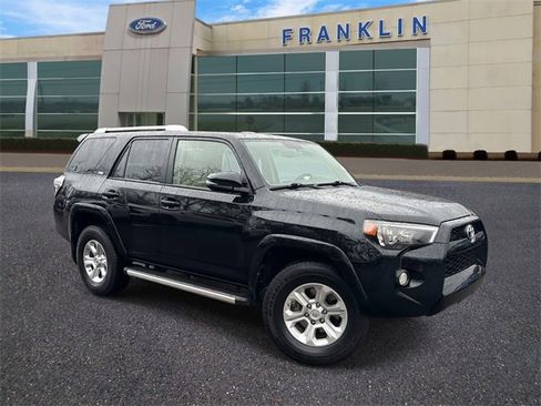 Used 2016 Toyota 4Runner SR5 Premium image 1