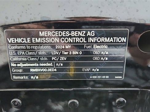 Used 2024 Mercedes-Benz EQB 250+ w/ Driver Assistance Package image 63