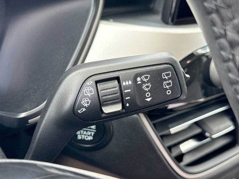 Used 2022 Ford Escape SE w/ Convenience Package AWD/4WD image 24