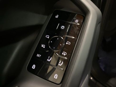 Used 2025 Audi Q5 Premium w/ Convenience Package image 33