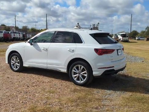 Used 2024 Audi Q3 2.0T Premium image 6