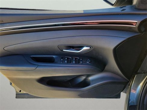 Used 2022 Hyundai Tucson SEL image 12
