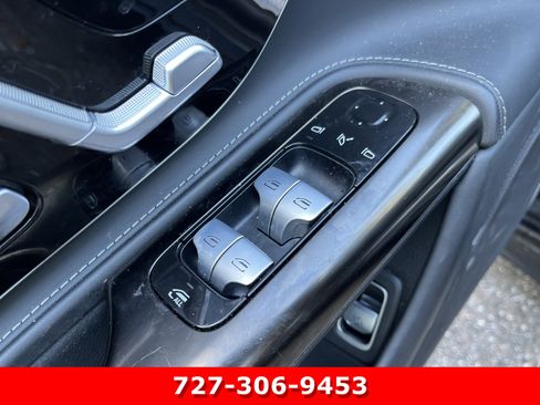 Used 2022 Mercedes-Benz SL 63 AMG 4MATIC image 15