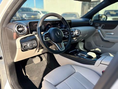 Used 2019 Mercedes-Benz A 220 image 10