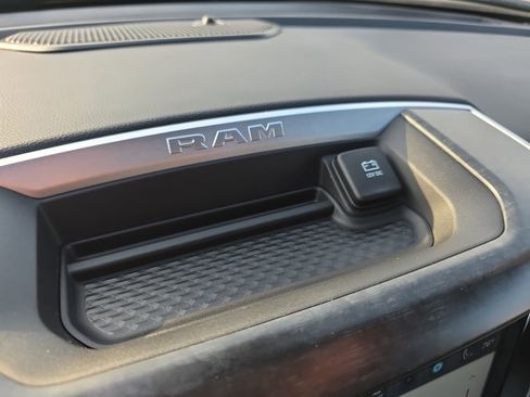 Used 2022 RAM 1500 Big Horn image 31