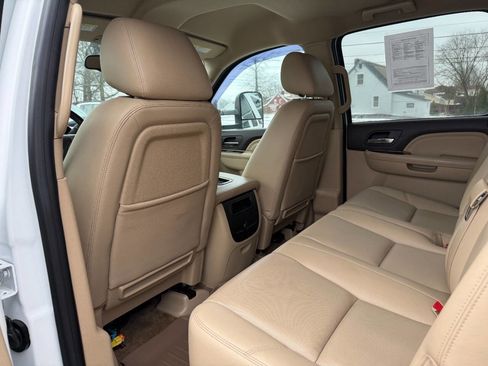 Used 2013 GMC Sierra 2500 Denali w/ Suspension Package, Off-Road image 21