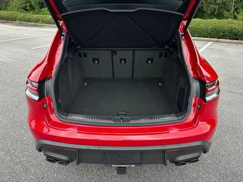 Used 2026 Porsche Macan AWD/4WD image 24