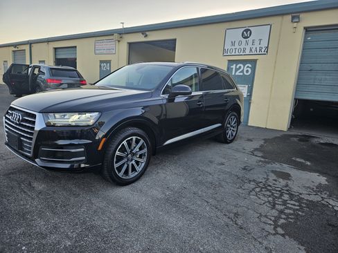 Used 2017 Audi Q7 3.0T Prestige image 8
