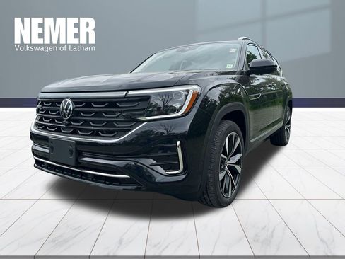 New 2026 Volkswagen Atlas SEL Premium R-Line AWD/4WD image 1