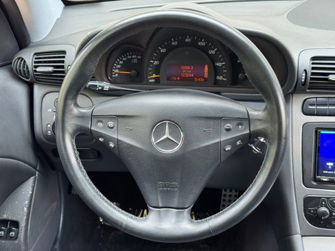 Used 2004 Mercedes-Benz C 230 Coupe image 19