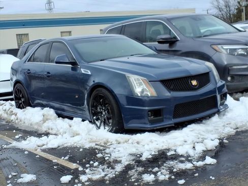 Used 2009 Cadillac CTS V image 1