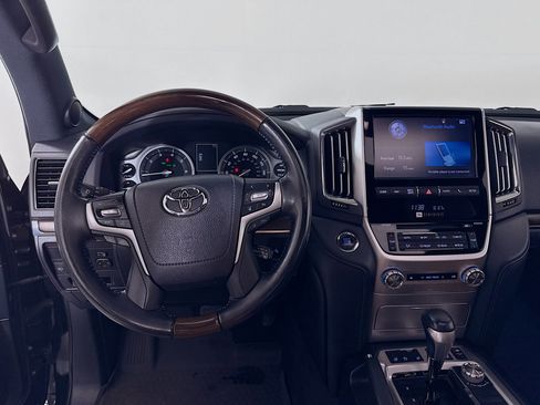 Certified 2021 Toyota Land Cruiser image 23