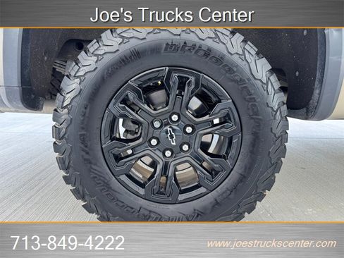 Used 2023 Chevrolet Silverado 1500 ZR2 image 54