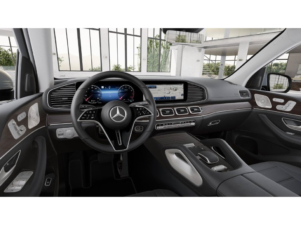 New 2026 Mercedes-Benz GLS 450 4MATIC image 3