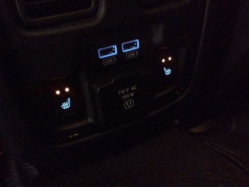 Used 2024 Dodge Durango R/T image 39