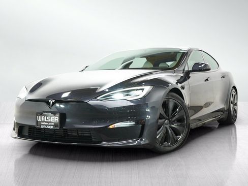 Used 2024 Tesla Model S AWD/4WD image 1