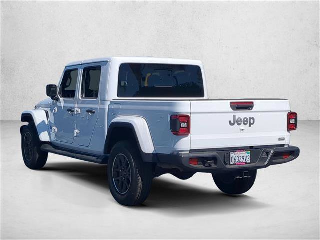 Used 2022 Jeep Gladiator Overland w/ Popular Equipment Package AWD/4WD image 7