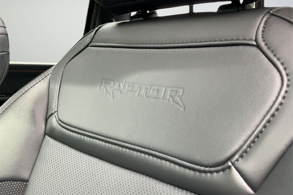 Used 2025 Ford F150 Raptor AWD/4WD image 33