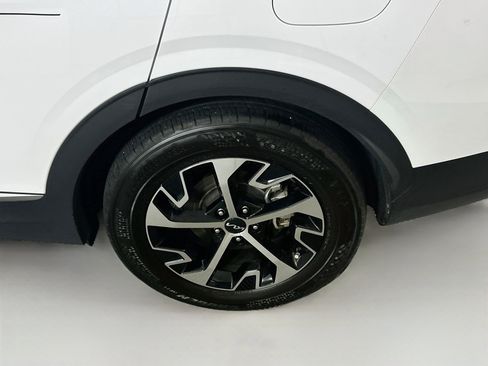 Used 2024 Kia Sportage EX FWD image 11