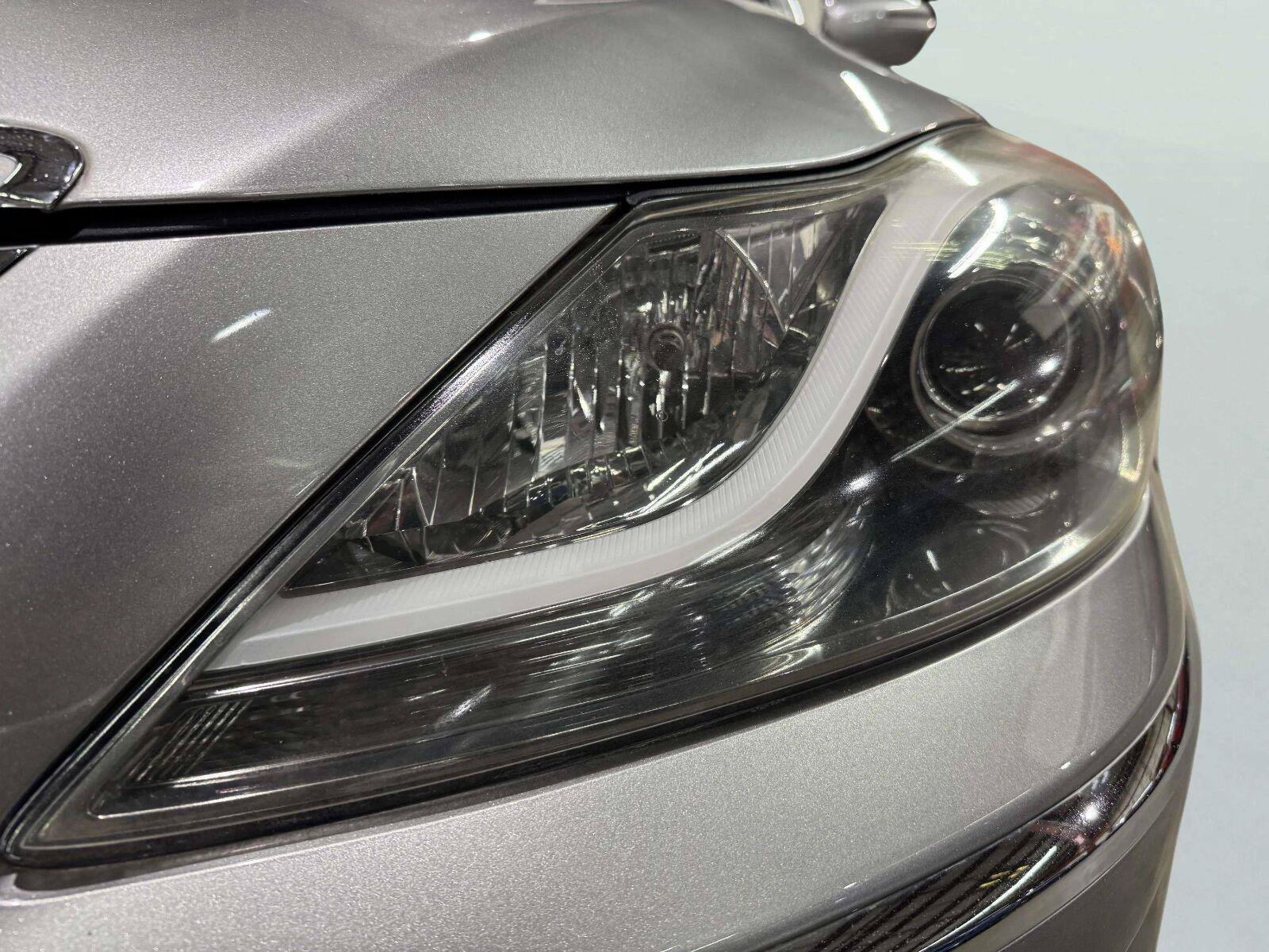 Used 2013 Hyundai Genesis 5.0 R-Spec RWD image 12
