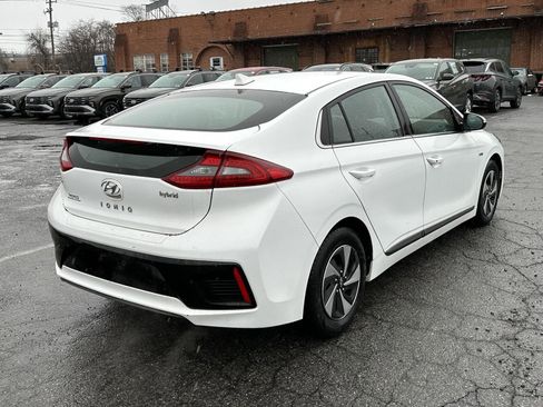 Used 2019 Hyundai Ioniq SEL image 8