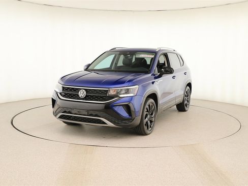 Used 2022 Volkswagen Taos SE image 12