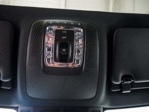 Used 2025 Mercedes-Benz GLE 350 4MATIC image 27