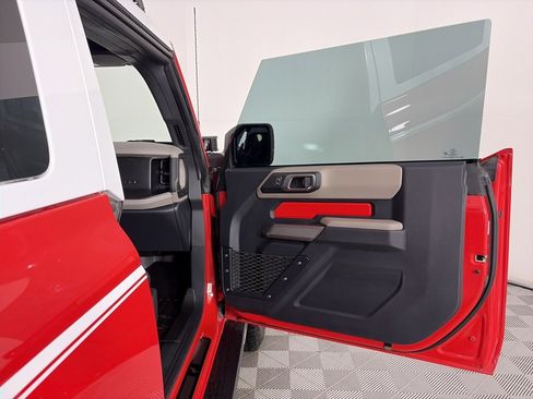 Certified 2022 Ford Bronco Wildtrak image 28