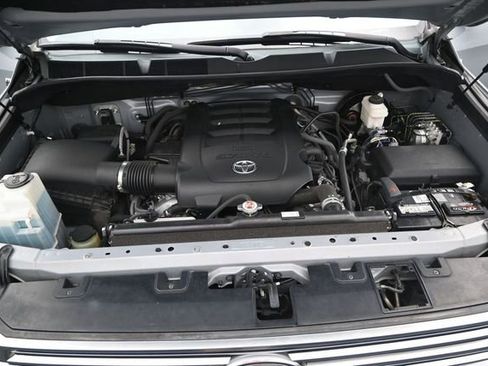 Used 2021 Toyota Tundra Limited w/ Limited Premium Package image 19