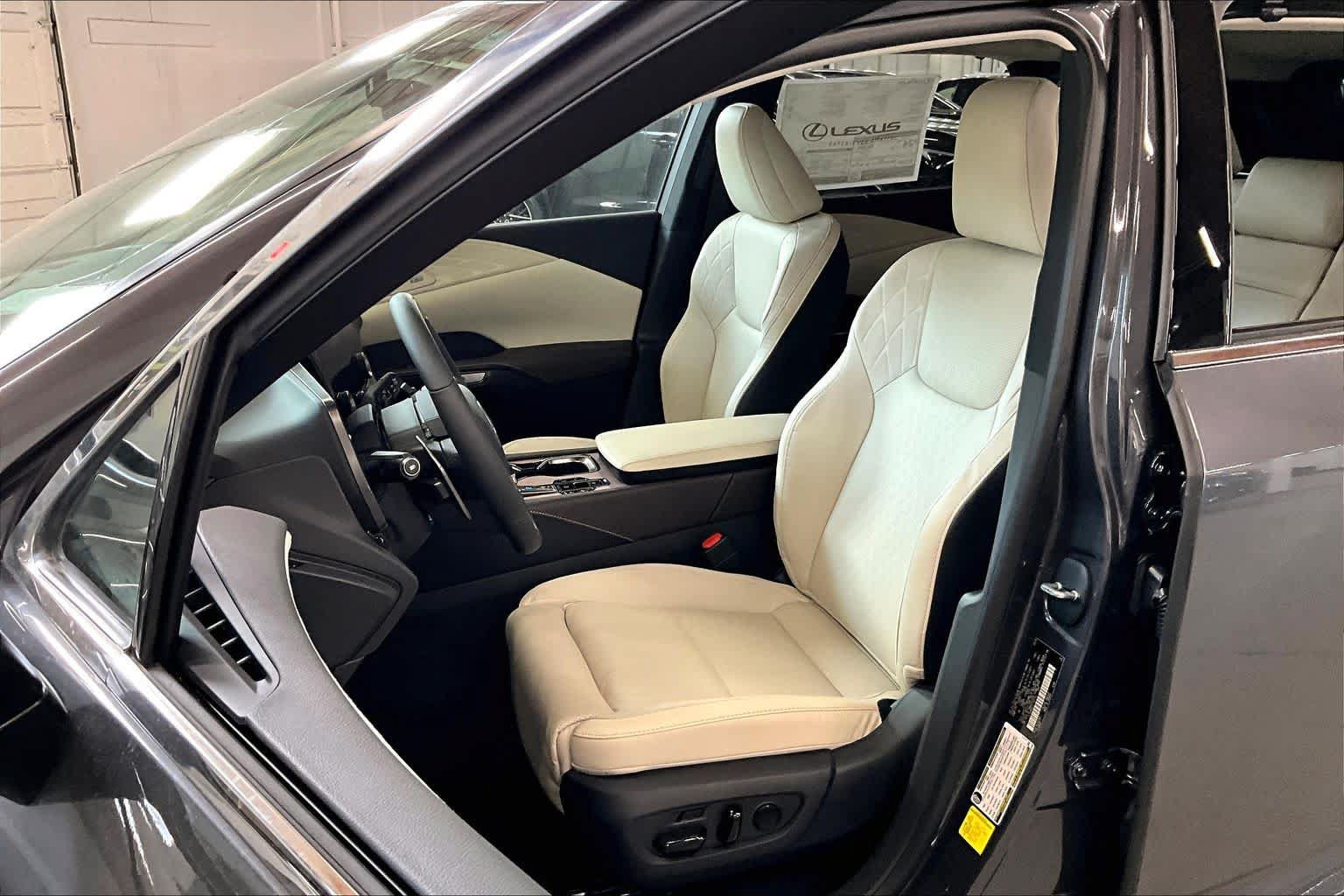 New 2026 Lexus RX 350 AWD image 9