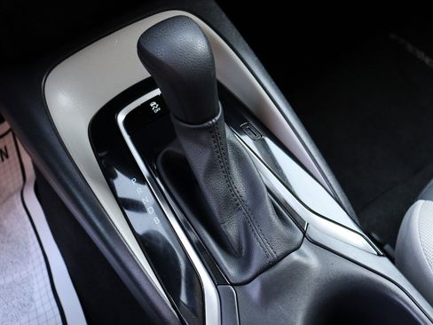 Used 2023 Toyota Corolla LE image 37